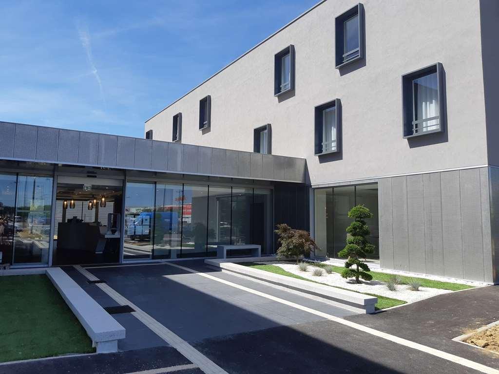 Brit Hotel Confort Saint-Dizier Zewnętrze zdjęcie