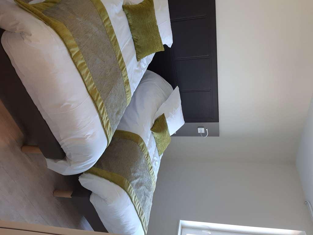 Brit Hotel Confort Saint-Dizier Pokój zdjęcie