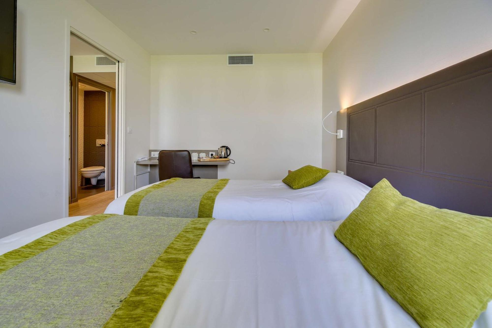 Brit Hotel Confort Saint-Dizier Zewnętrze zdjęcie