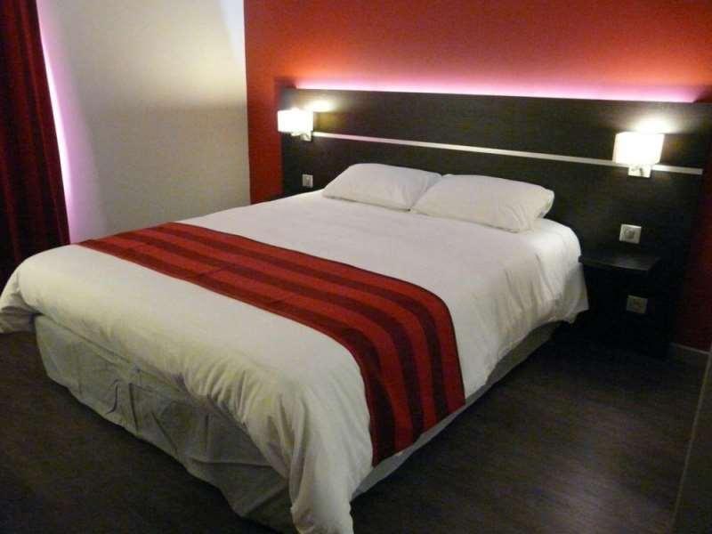 Brit Hotel Confort Saint-Dizier Pokój zdjęcie
